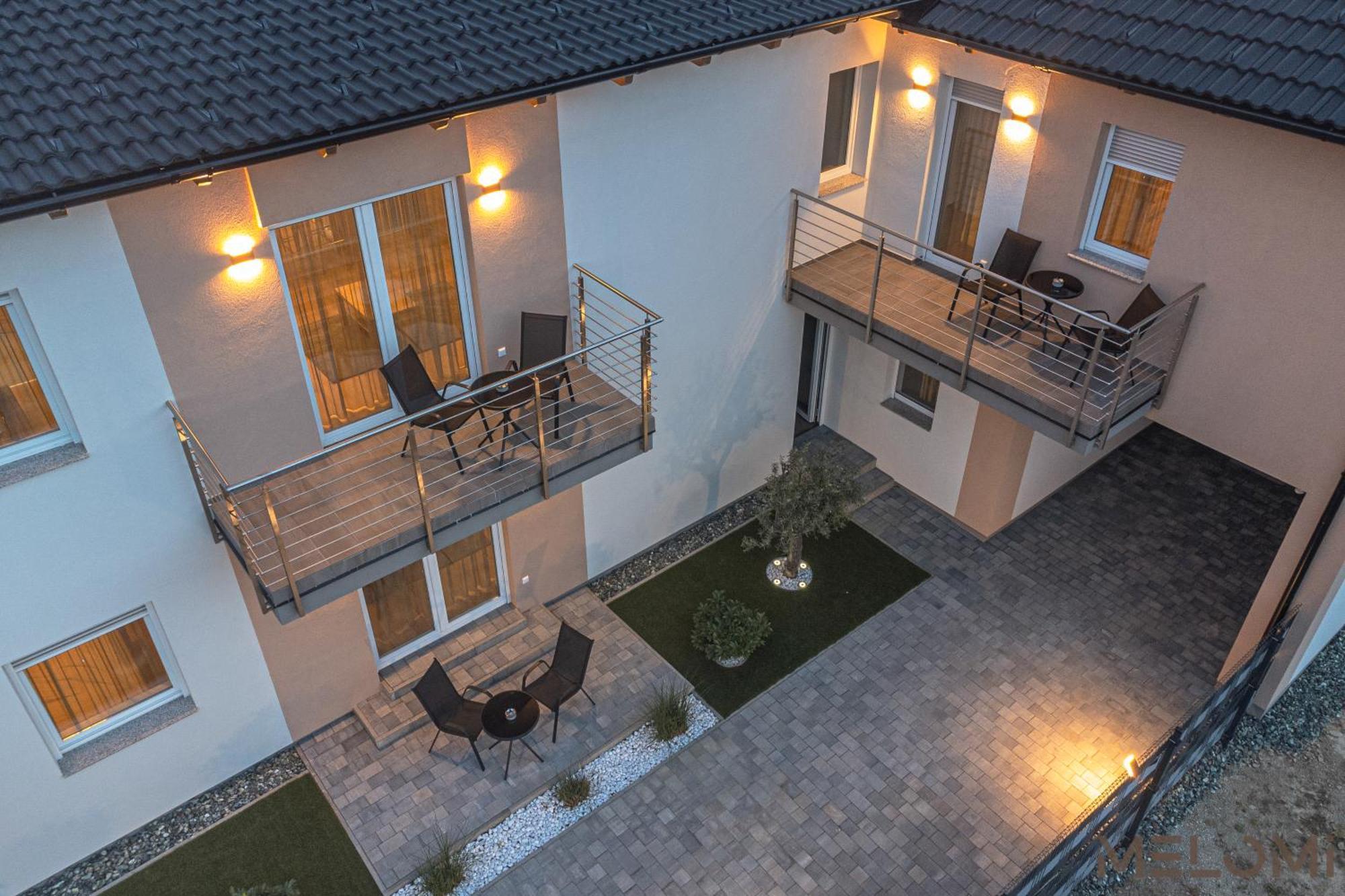 Melomi 1 Apartman Sárvár Exteriér fotografie